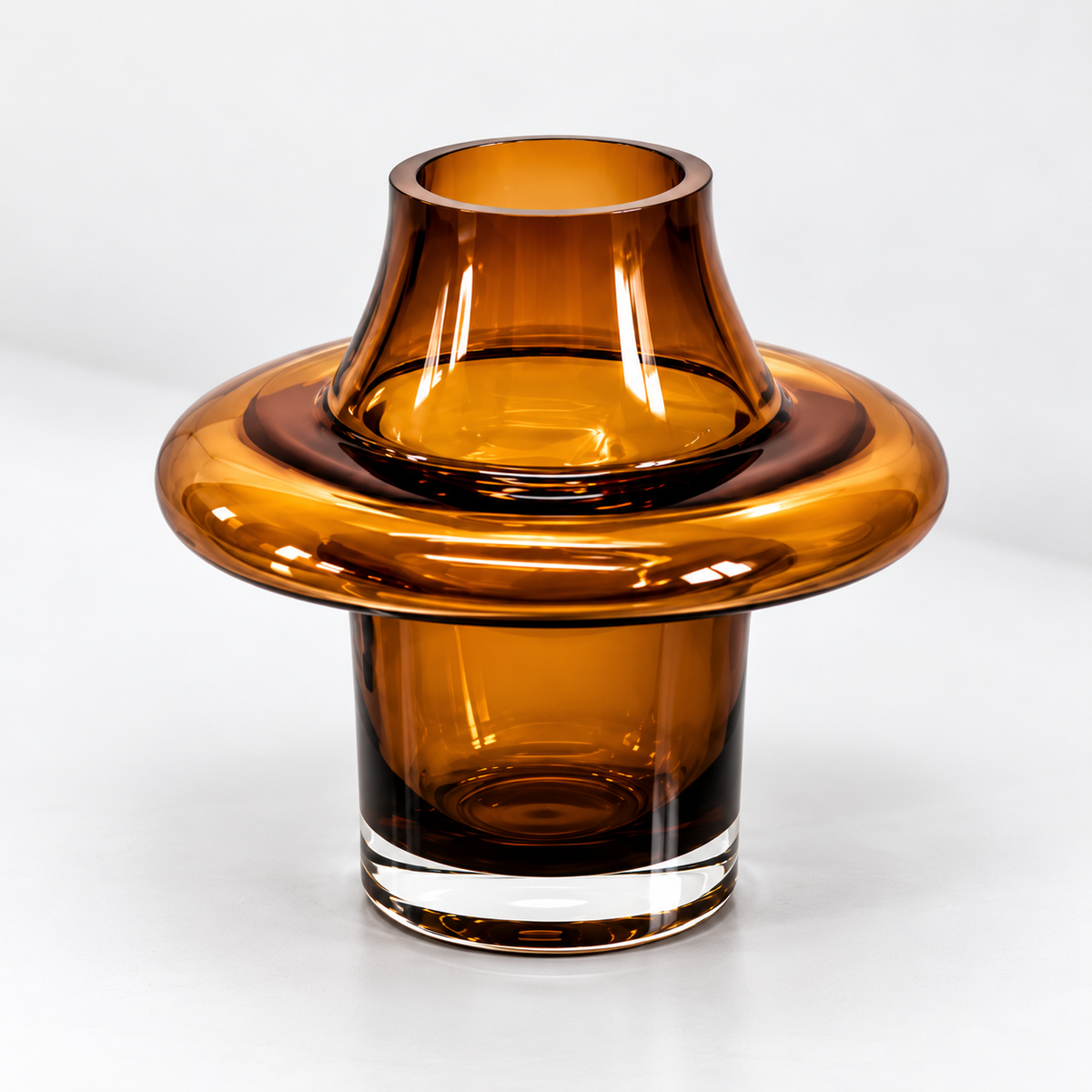 Helios Vase Short (Brown)